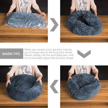 Round Plush Dog & Cat Bed – Winter Warm